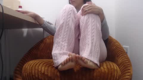 Snapshot of xxxbellalola chatting on 22, 12, 2024 Lola online show from 22, 12, 2024