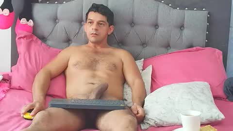 Gabriela and Diego online show from 22, 12, 2025