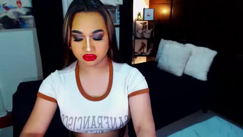 OLIVIA online show from 2, 12, 2024