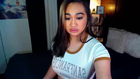 OLIVIA online show from 22, 12, 2024