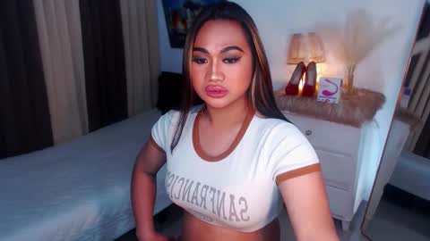 OLIVIA online show from 23, 12, 2024