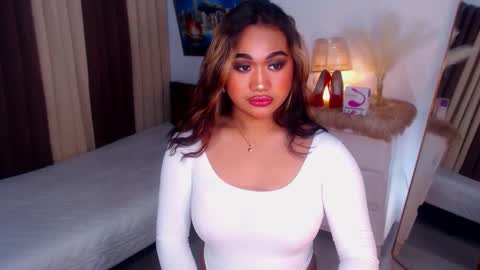 OLIVIA online show from 28, 12, 2024