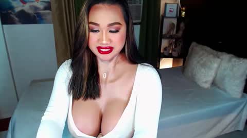 OLIVIA online show from 14, 1, 2025