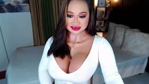 OLIVIA online show from 11, 2, 2025