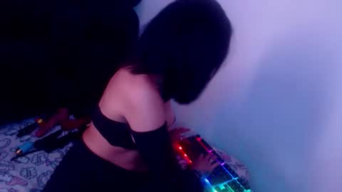 xxxreinasexyassxxx online show from 4, 10, 2025