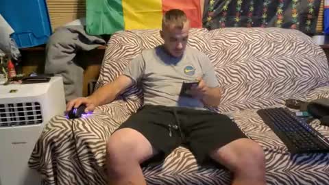 Snapshot of xxxscubastevexx chatting on 5, 7, 2026 ScubaSteve online show from 5, 7, 2026