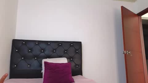 Snapshot of xxxtatianabustyxxx chatting on 19, 12, 2025 xxxtatianabustyxxx online show from 19, 12, 2025