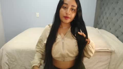 Snapshot of xxxvenus888 chatting on 1, 10, 2025 Lunhaa   online show from 1, 10, 2025