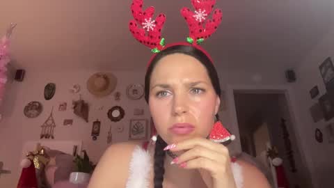 Snapshot of xyleialuv chatting on 24, 12, 2024 Xylea Luv online show from 24, 12, 2024