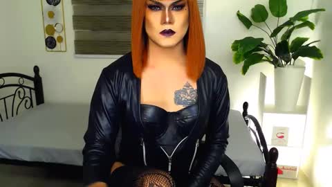 QueenMarina online show from 11, 5, 2026