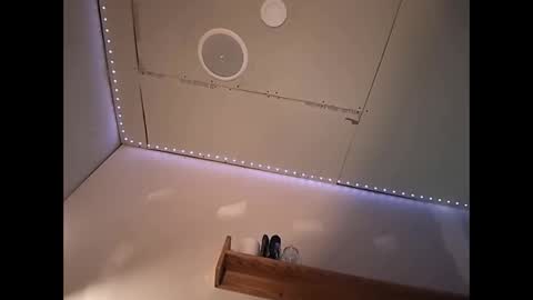 Xzbib online show from 1, 1, 2025