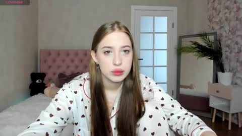 Lina online show from 19, 9, 2025