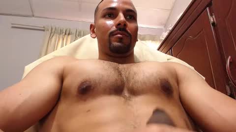  Yago Fox  online show from 1, 12, 2024