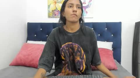 yaiza_sexylovee online show from 9, 1, 2026