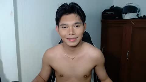 Snapshot of yamati21 chatting on 3, 12, 2025 Eian online show from 3, 12, 2025