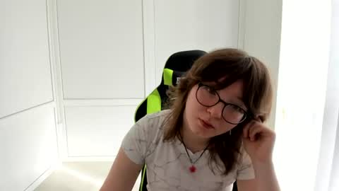 Snapshot of yamihoshii chatting on 25, 6, 2026 Sofia online show from 25, 6, 2026