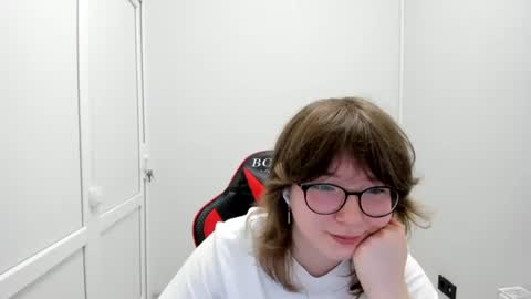 Snapshot of yamihoshii chatting on 27, 6, 2026 Sofia online show from 27, 6, 2026