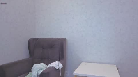 Yana  online show from 23, 9, 2025