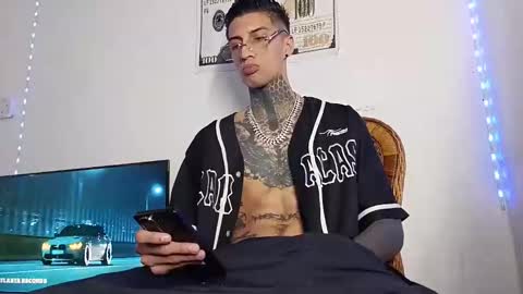 Yan online show from 25, 2, 2026