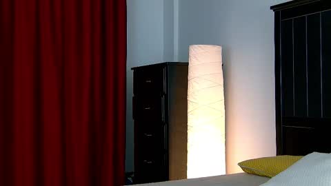 yanira_ass_ online show from 24, 11, 2025