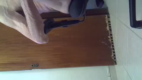 yannisv online show from 2, 1, 2025