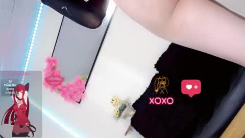 Snapshot of yara_atwan chatting on 22, 12, 2025 Yara online show from 22, 12, 2025