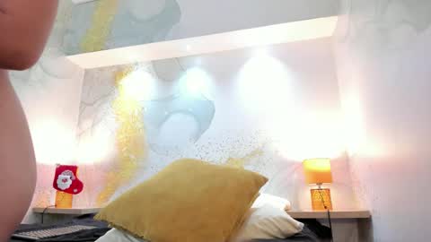 Snapshot of yara_shiine chatting on 5, 1, 2026 yara_shiine online show from 5, 1, 2026