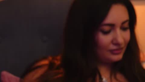 YaraCollins online show from 29, 10, 2025