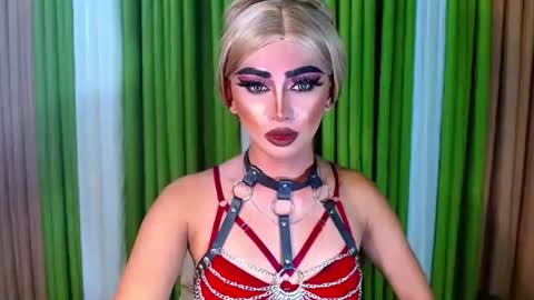 miss yasii online show from 14, 9, 2025