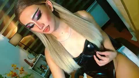 miss yasii online show from 12, 5, 2026