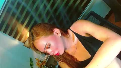 miss yasii online show from 10, 6, 2026