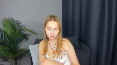 Snapshot of yasminasage chatting on 13, 11, 2025 Yasmina online show from 13, 11, 2025