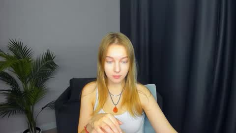 Snapshot of yasminasage chatting on 25, 11, 2025 Yasmina online show from 25, 11, 2025