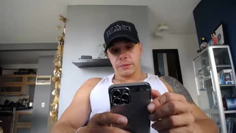 Snapshot of yatho_ chatting on 5, 12, 2024 yahto online show from 5, 12, 2024