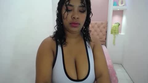 yauxa_hot12 online show from 18, 12, 2025