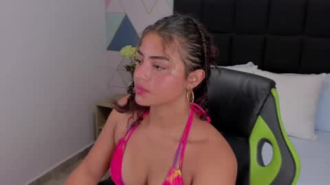 Snapshot of yaya23x chatting on 12, 2, 2025 yaya23x online show from 12, 2, 2025