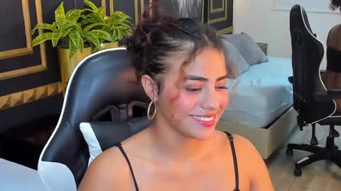 Snapshot of yaya23x chatting on 19, 2, 2025 yaya23x online show from 19, 2, 2025