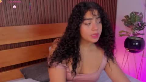 Snapshot of yaya23x chatting on 8, 11, 2025 yaya23x online show from 8, 11, 2025