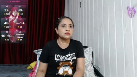 yaya____ online show from 10, 5, 2026