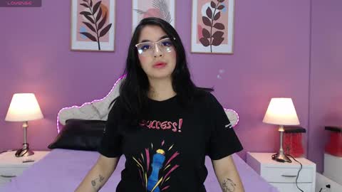 Yaya  online show from 30, 5, 2026