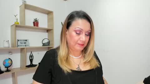 yayita online show from 11, 10, 2025