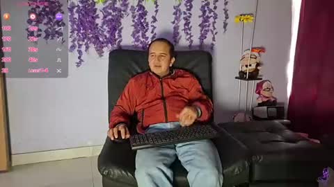 Snapshot of yazfore chatting on 29, 6, 2026 Hazzan online show from 29, 6, 2026