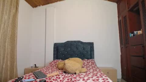 Snapshot of yazmin_mature chatting on 12, 10, 2025 Jasmin online show from 12, 10, 2025