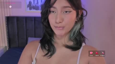 Yazmin online show from 7, 3, 2025