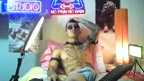 Snapshot of yeisoncastellanos1999 chatting on 23, 9, 2025 yeisoncastellanos1999 online show from 23, 9, 2025