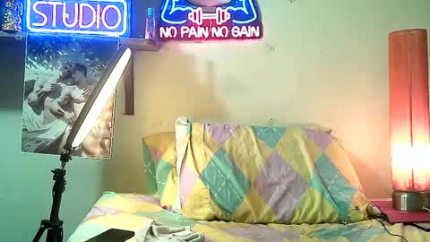 yeisoncastellanos1999 online show from 25, 11, 2025