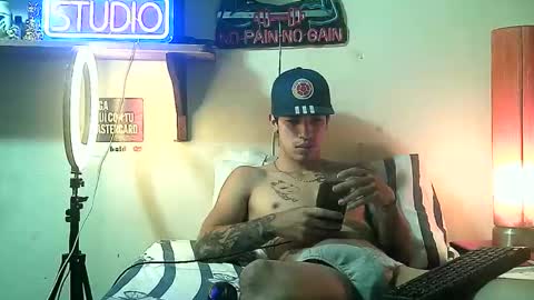 yeisoncastellanos1999 online show from 5, 5, 2026