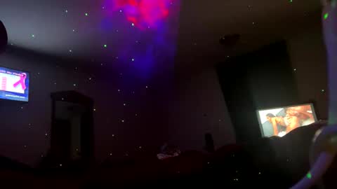 Snapshot of yelladaniella chatting on 6, 10, 2025 Ella Ts online show from 6, 10, 2025