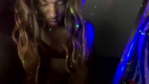 Snapshot of yelladaniella chatting on 18, 10, 2025 Ella Ts online show from 18, 10, 2025