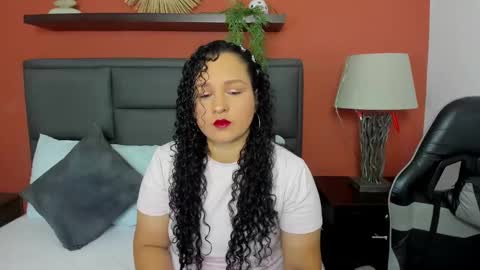 Y E R A  online show from 19, 12, 2025